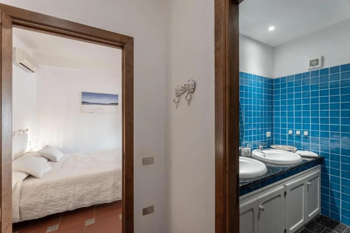 Chic Villa Antonina 2181 马里内拉 公寓