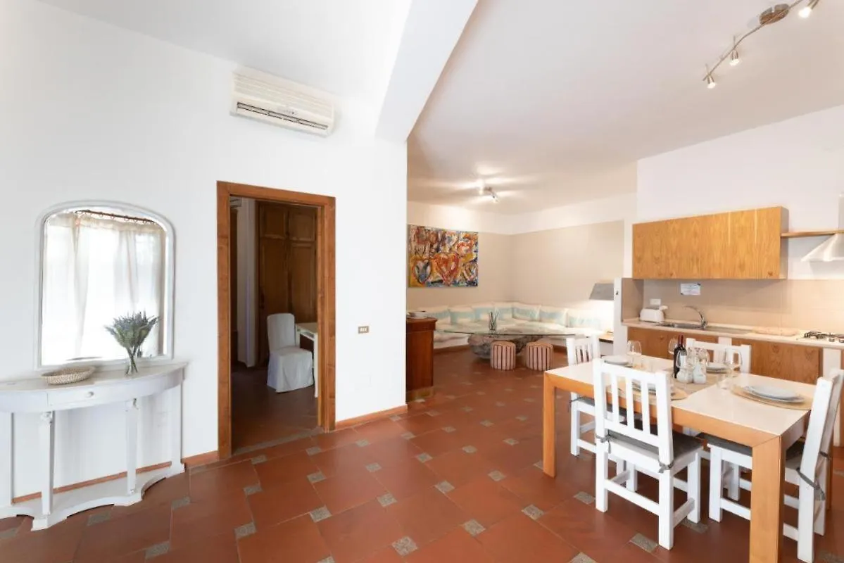 Chic Villa Antonina 2181 马里内拉 0*,  意大利