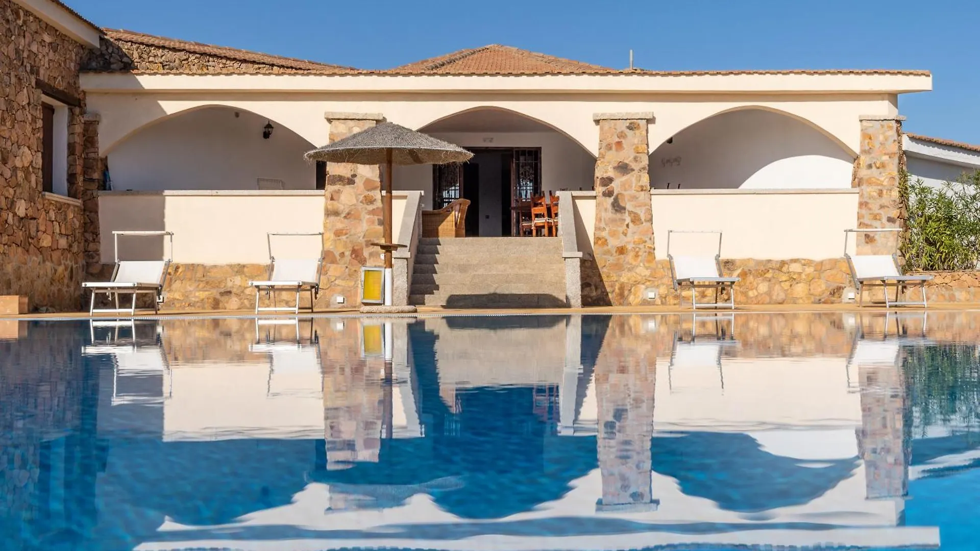 Chic Villa Antonina 2181 马里内拉 公寓