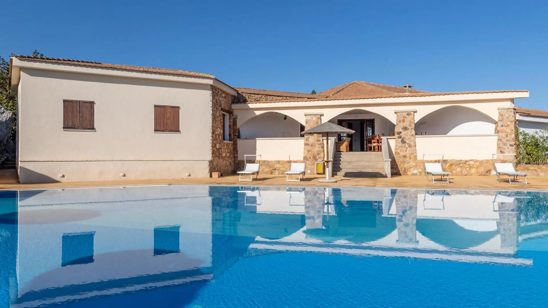 Chic Villa Antonina 2181 马里内拉